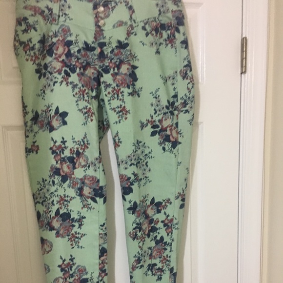 Rock this floral denim with a mid driff top - Picture 1 of 5